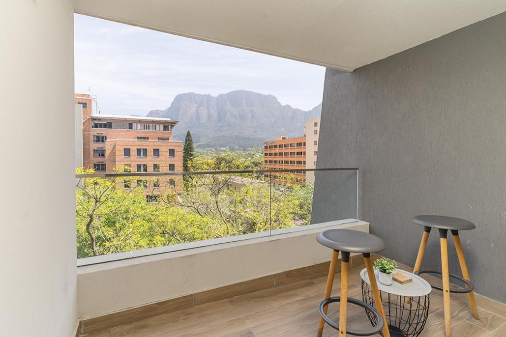 Apartment Newlands Peak Living