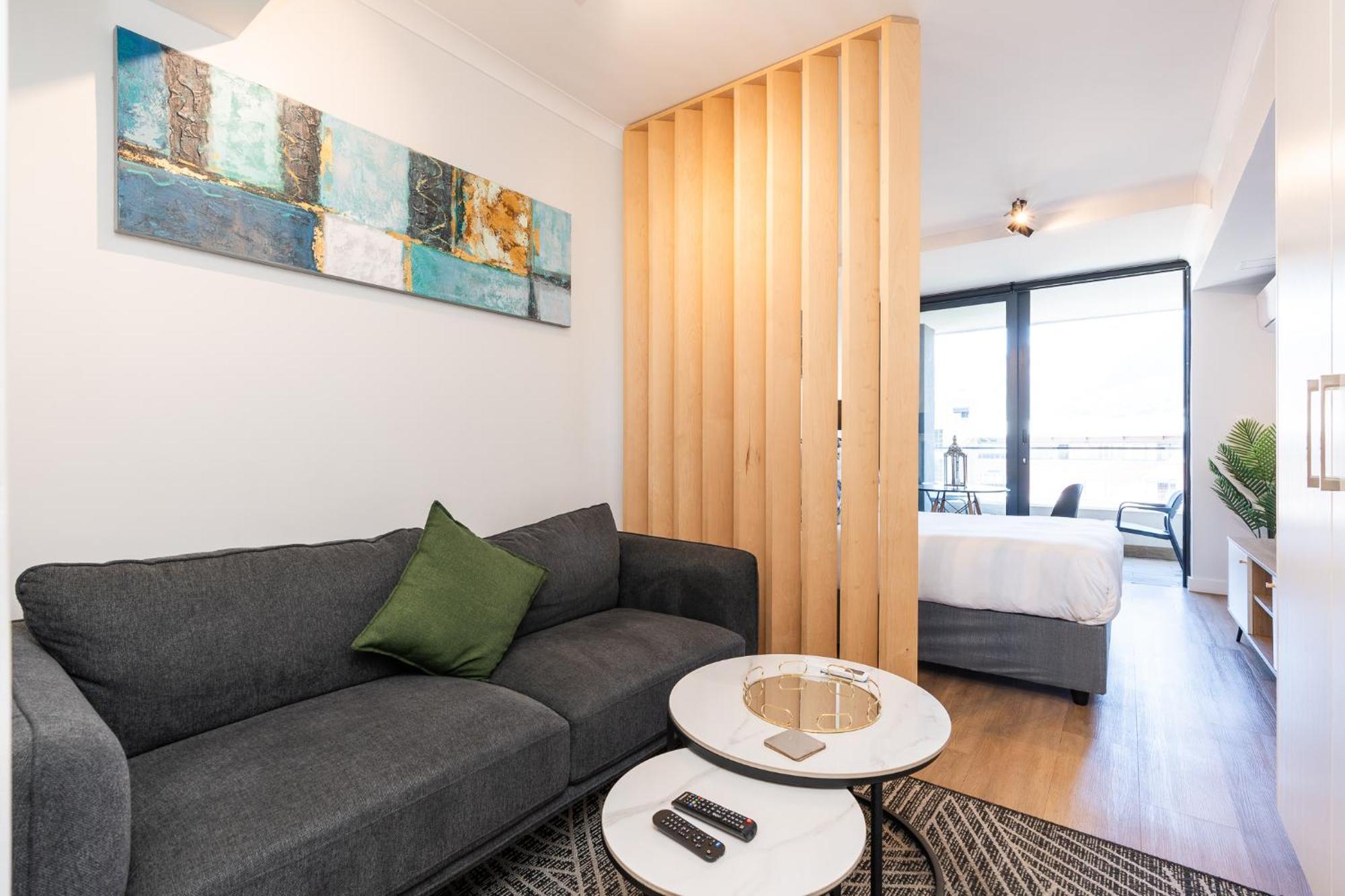 Newlands Peak Living Apartment *